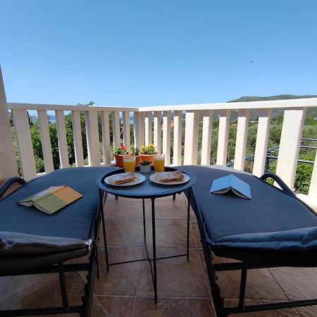 Banići Apartments Kola מראה חיצוני תמונה