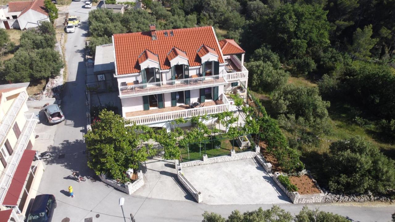 Banići Apartments Kola מראה חיצוני תמונה