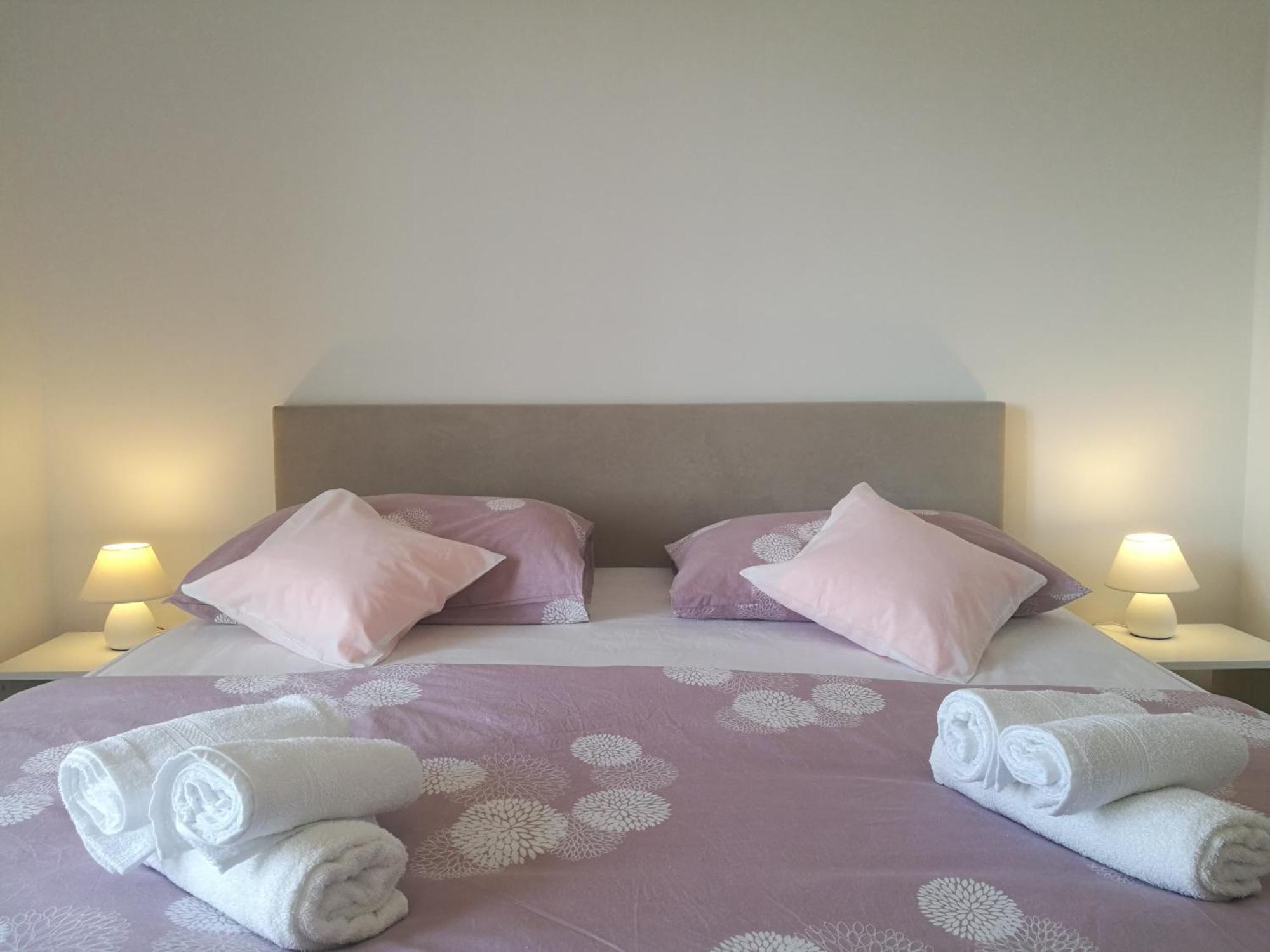 Banići Apartments Kola מראה חיצוני תמונה